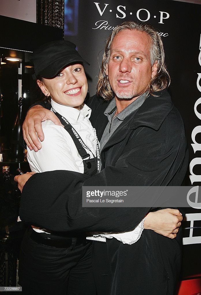 MOSCOW - OCTOBER 20: Kseniya Ponomarenko (L) and New York nightclub owner Mark Baker attend the INSHADE Fashion Show as part of Russian Fashion Week Spring/Summer 2007 on October 20, 2006 in Moscow, Russia.  (Photo by Pascal Le Segretain/Getty Images for RFW)